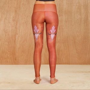 Teeki hot pants - small